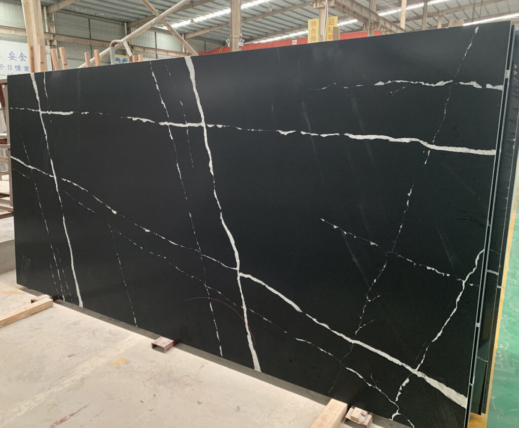 Black Marquina | Quartz Surfaces Black Marquina 1